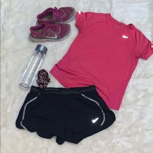 DRI FIT NIKE SHIRT💗